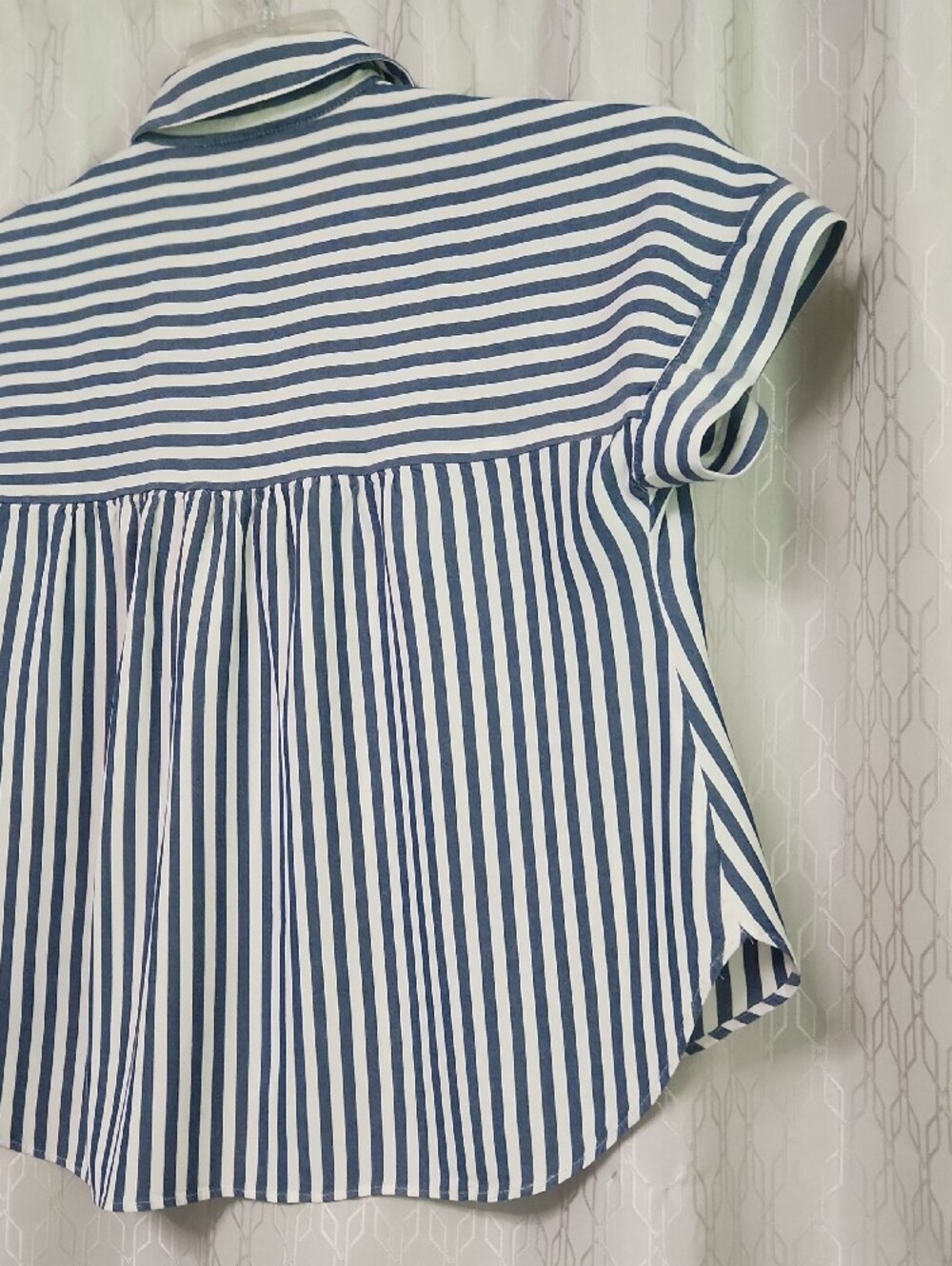 Madewell Blue and White Vertical Stripe Button-Down Shirt - Picture 8 of 10